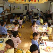 <p class="has-text-align-center" style="font-size:17px"><strong>
収穫感謝祭
</strong></p>