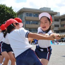 <p class="has-text-align-center" style="font-size:17px"><strong>
運動会
</strong></p>